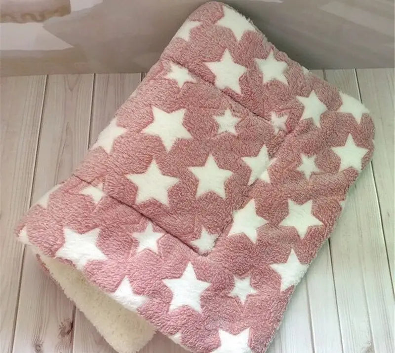 Tapetinho para Pets em Veludo Coral – Versátil Tamanhos P a GG | Caprioli Inter Caminha e casinha Cachorro