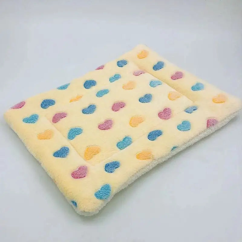 Tapetinho para Pets em Veludo Coral – Versátil Tamanhos P a GG | Caprioli Inter Caminha e casinha Cachorro Coração