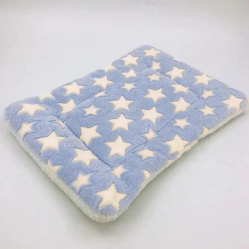 Tapetinho para Pets em Veludo Coral – Versátil Tamanhos P a GG | Caprioli Inter Caminha e casinha Cachorro Estrela Azul