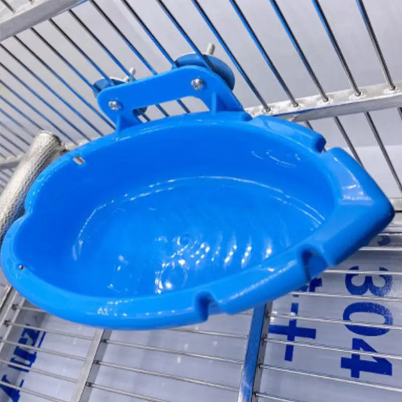 Banheira suspensa para pássaros - Acessórios de gaiola | Caprili Inter - Brinquedos e - Azul