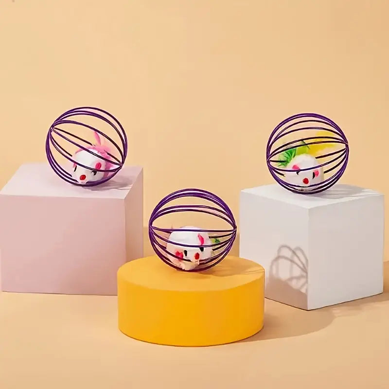 Brinquedo Gato - Bola com Penas Artificiais Sem Bateria | Caprili Inter - brinquedo para gatos