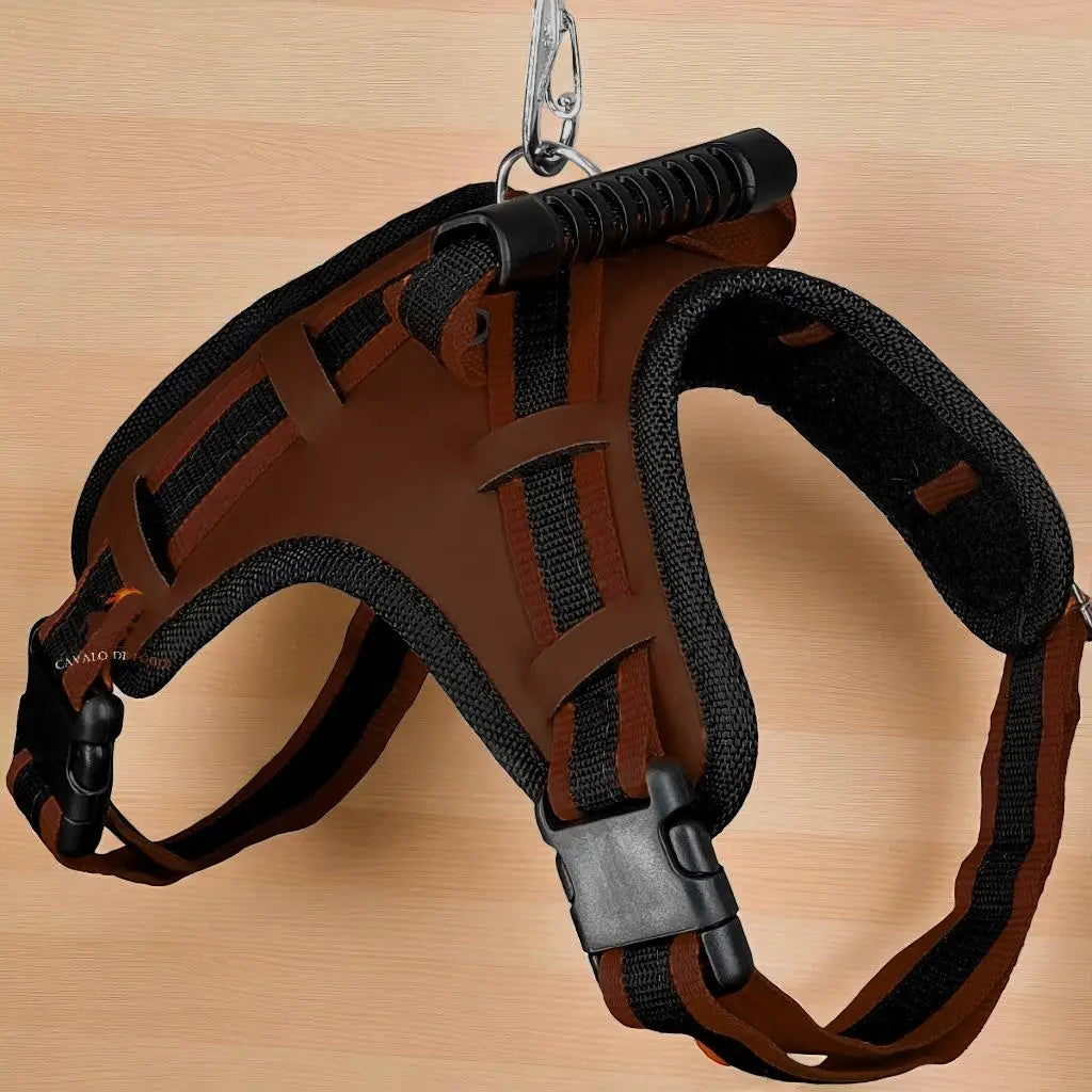 Peitoral com Guia Ajustável para Cães Médios e Grandes | Caprioli Shop peitorais cachorro Marrom / P
